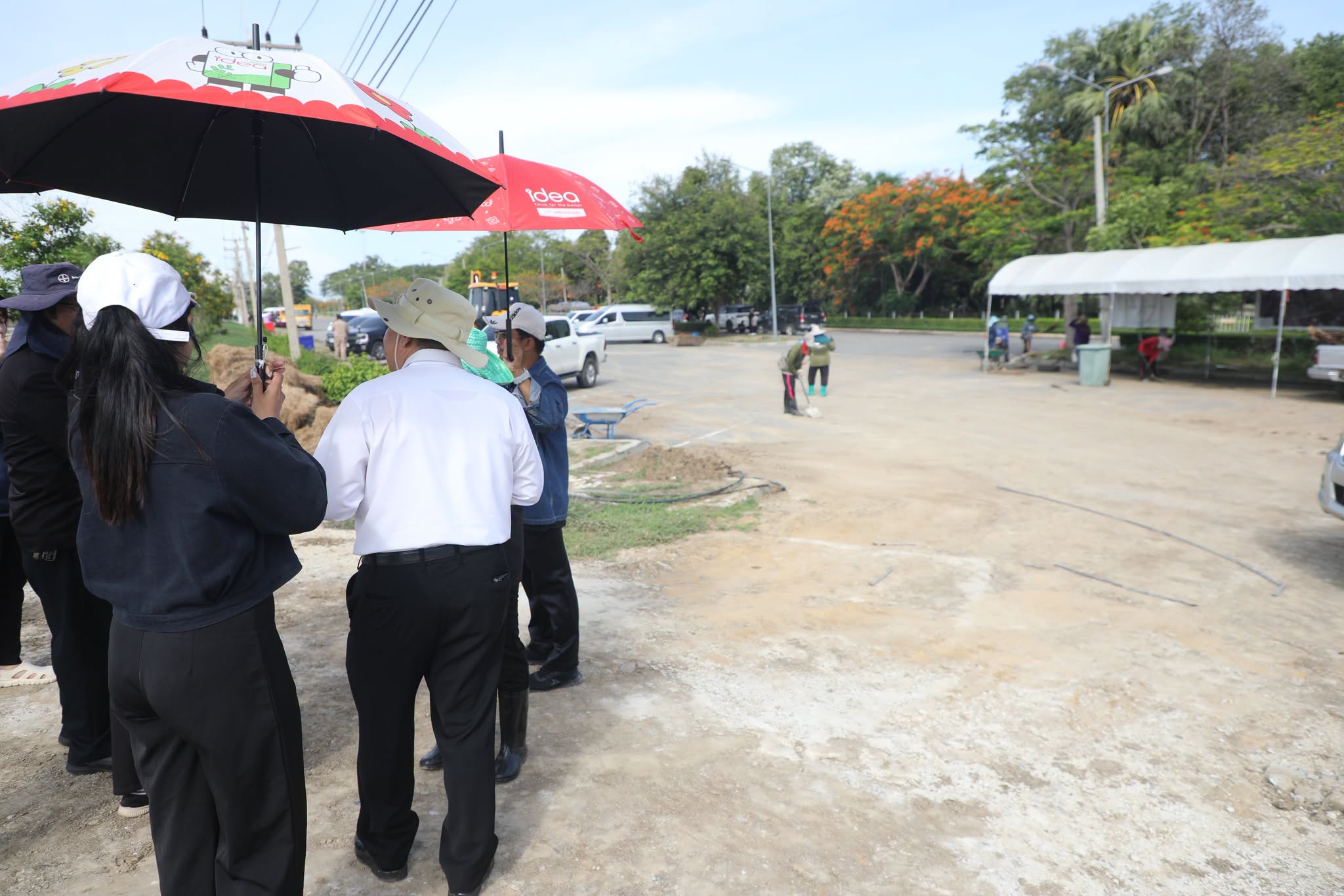 title - ส.ป.ก. ลงพื้นที่ตรวจความพร้อม เตรียมจัดงานจิตอาสาพัฒนาด้านการเกษตร ณ ศูนย์ศิลปาชีพบางไทร